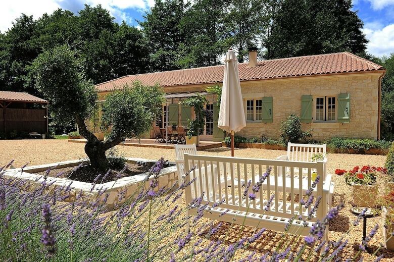 Hotel Chambres D'h�tes La Vergne