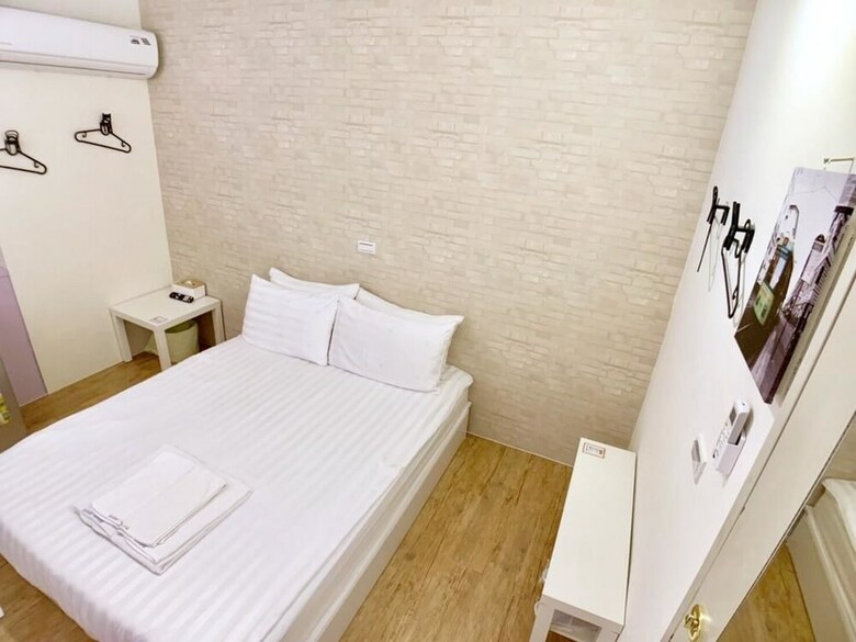 Hotel Sweet Home