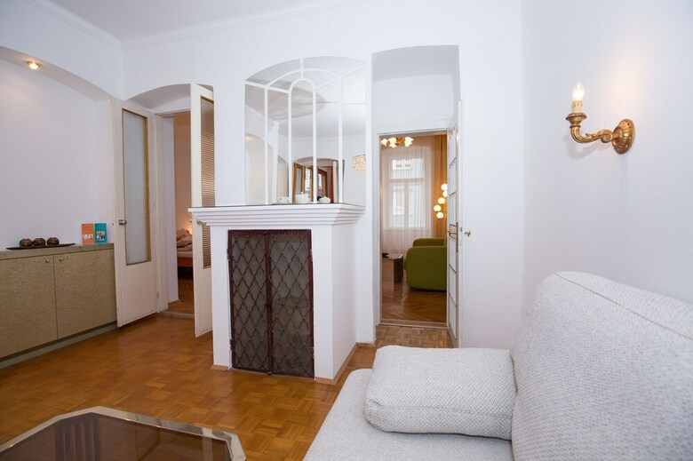 Marthas Veranda Apartment