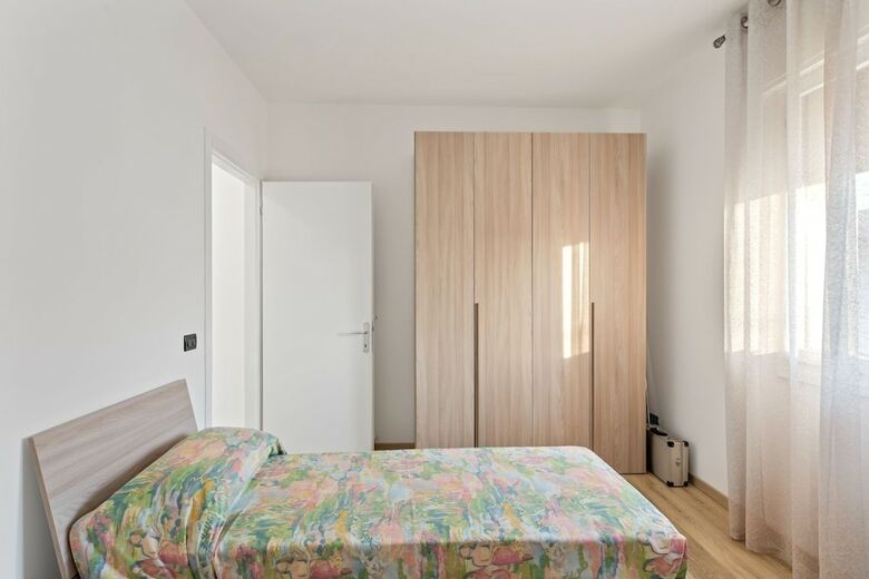 Apartamento Cassola - Via Loria 12