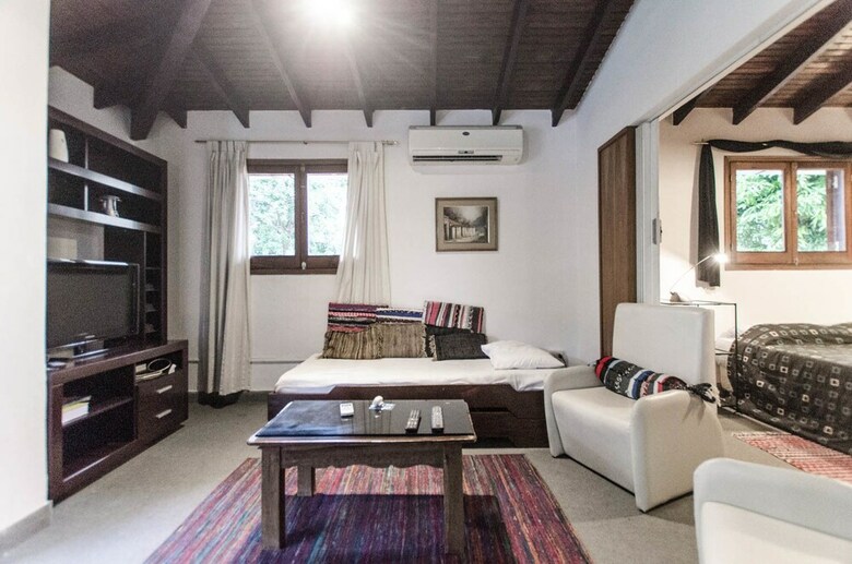 Apartamentos Bright Studio Surrounded By Trees