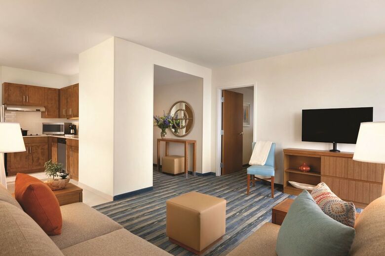 Hotel Hyatt House Virginia Beach / Oceanfront