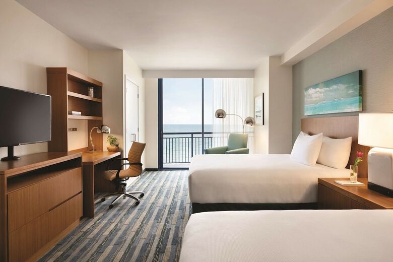 Hotel Hyatt House Virginia Beach / Oceanfront