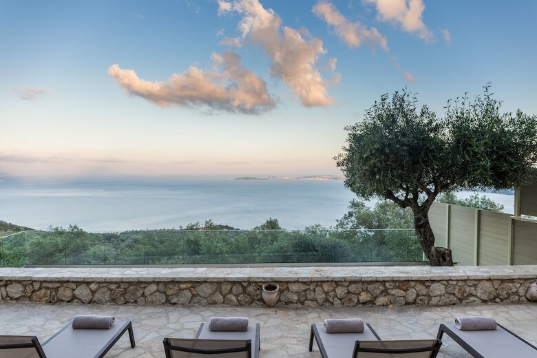 Bolla D'oro Luxury Villas