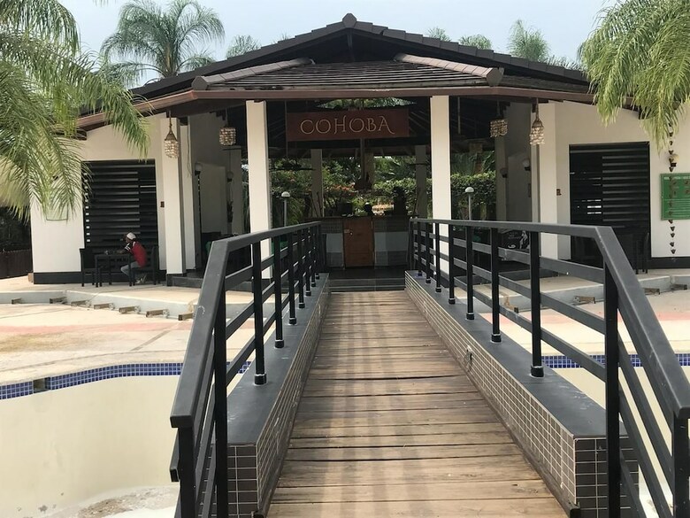 Sybaris Suites