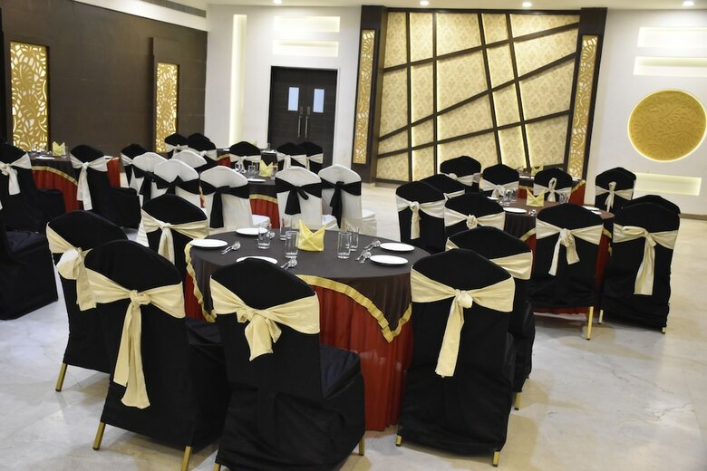 Hotel Jagrati Ananta Express