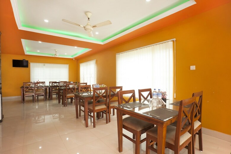 Oyo 493 Hotel The Holy Birth