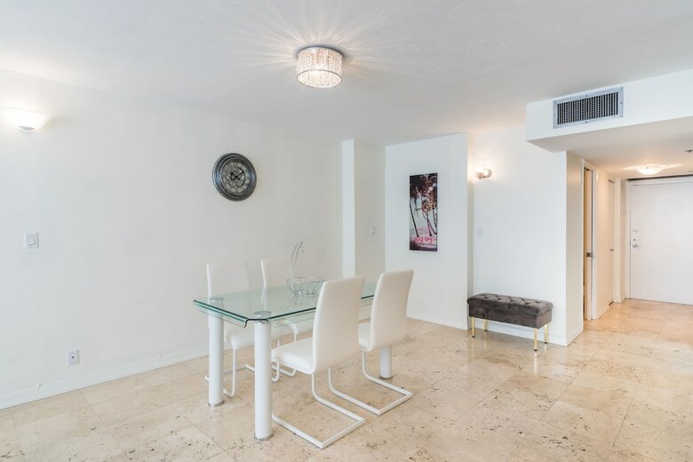Apartamentos Bright And Breezy One Bedroom