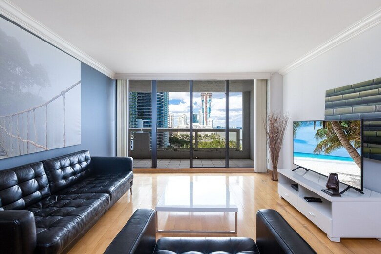 Apartamentos Ocean View With A Large Balcony