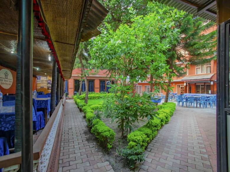 Hotel Sweet Home