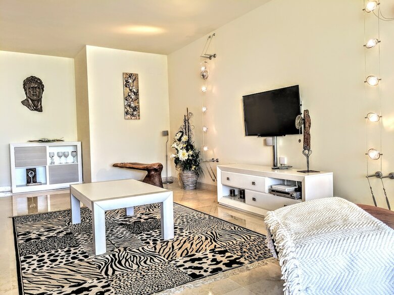 Apartamentos Las Olas Riviera