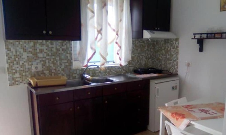 Kristal Apartments