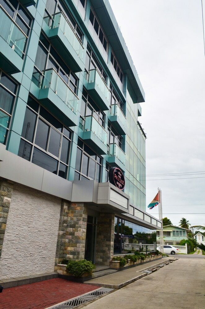 Hotel Leisure Inn