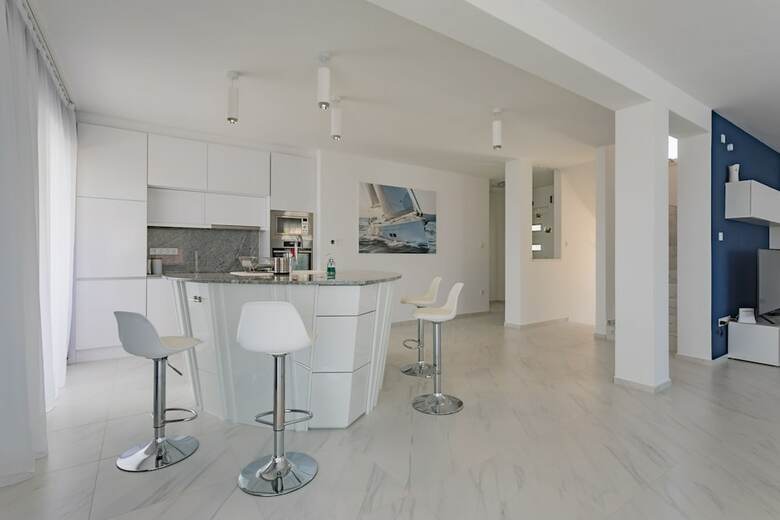 Villa Compass Luxury In A Natural Bay