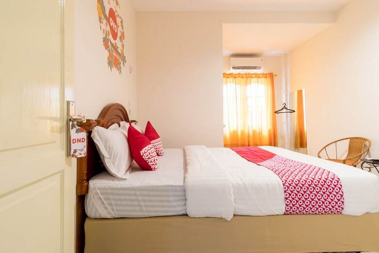 Hostal Oyo 553 Gentala Hotel