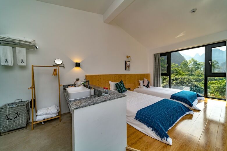 Bed & Breakfast Yangshuo Serene Cove Hotel