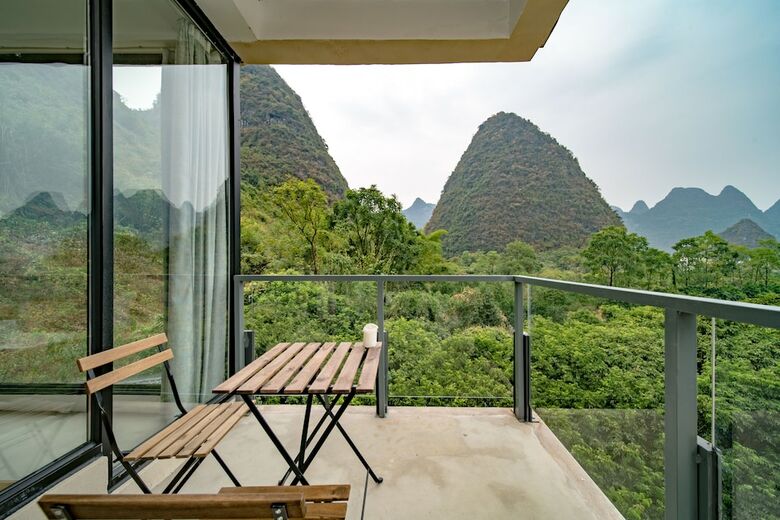Bed & Breakfast Yangshuo Serene Cove Hotel