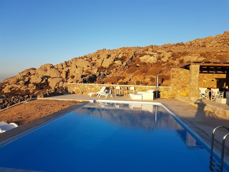 Villa Amallini Suites