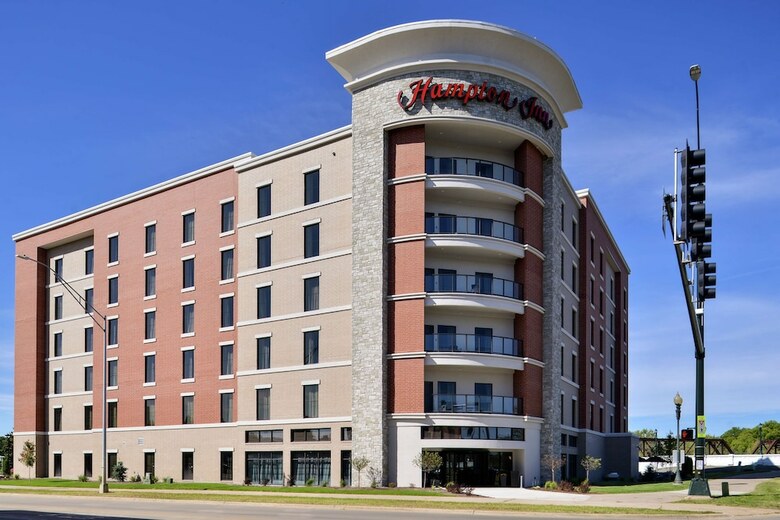 Hotel Hampton Inn Cedar Falls Downtown