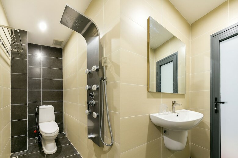 Oyo 239 Anh Linh Hotel