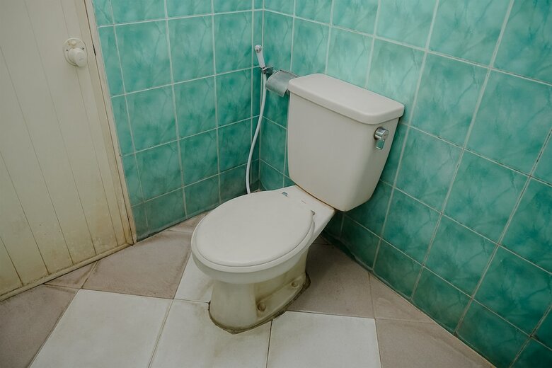 Hostal Oyo 1107 Rossan Villa