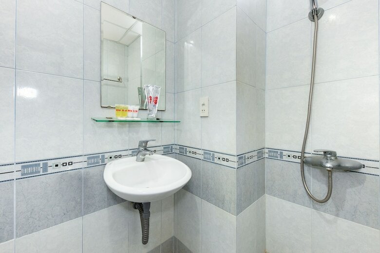 Oyo 243 Eden Hotel Nha Trang