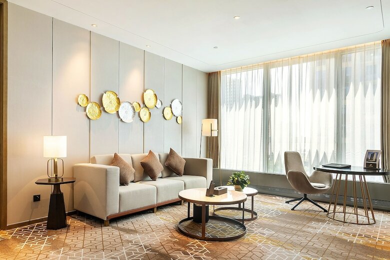 Xinyu Crown Hotel