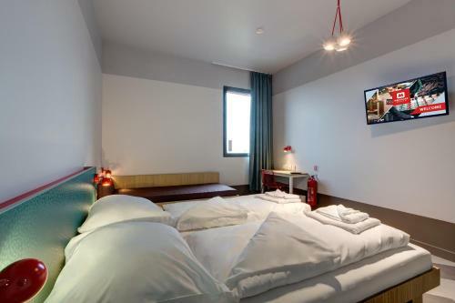 Meininger Hotel Paris Porte de Vincennes