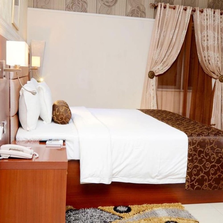 Hotel Blue Ribbon Suites