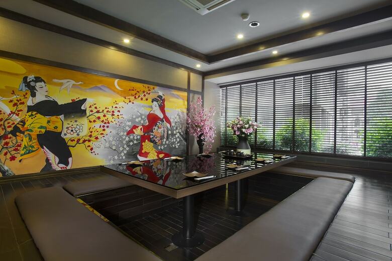 Oasis Hanoi Hotel