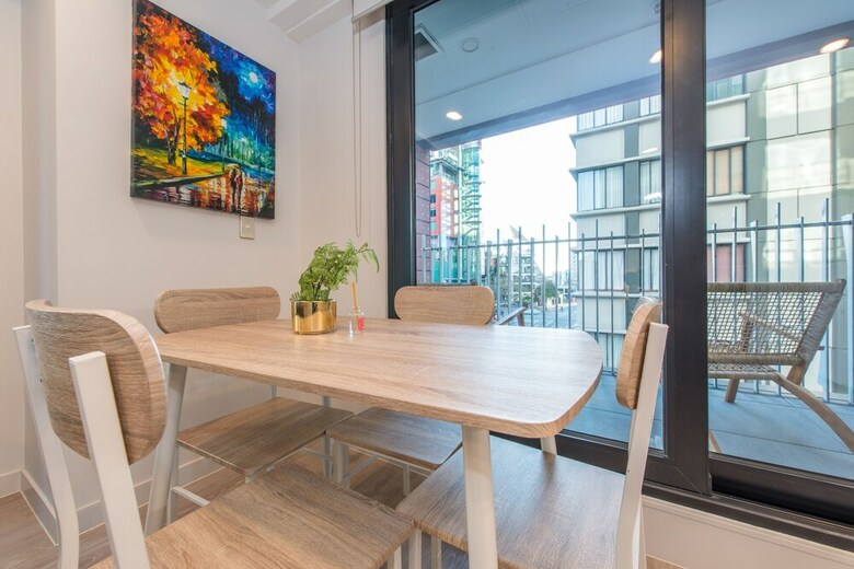 Jht - 1 Brm Apartment, Opposite To Skytower With View