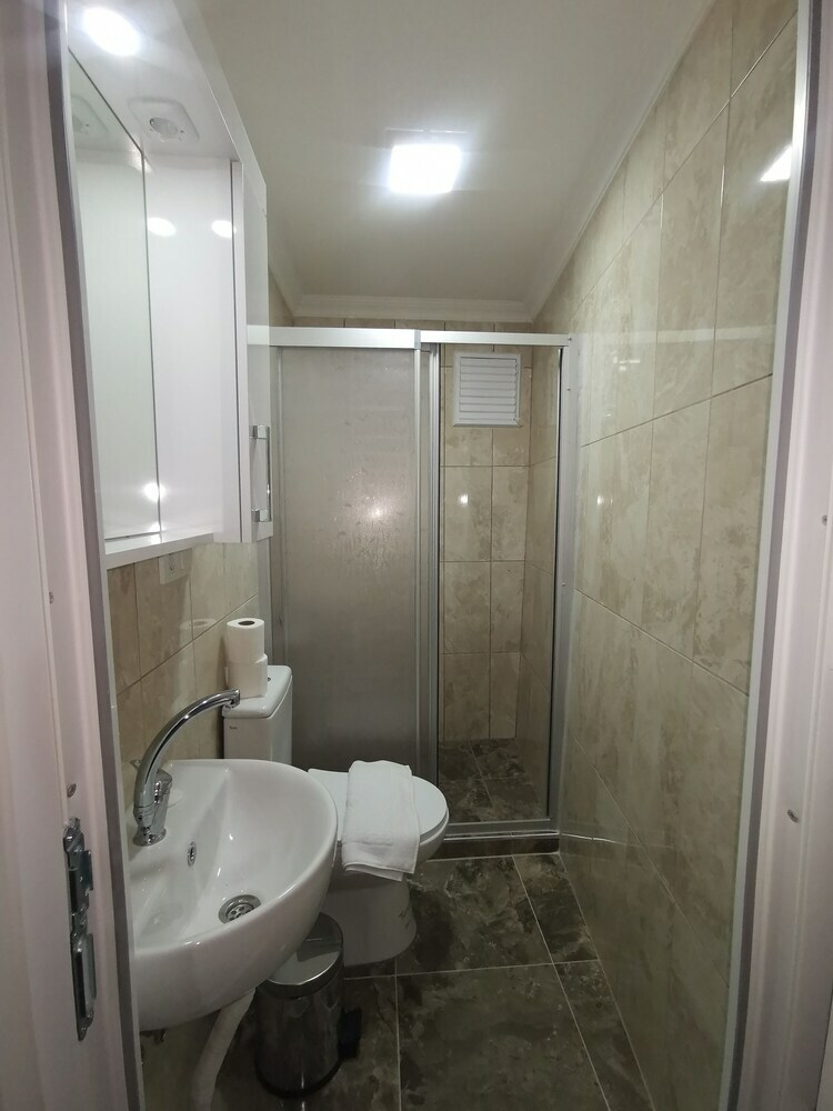 Kizil Elma Hotel