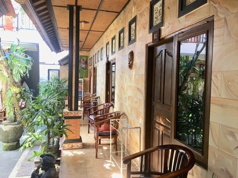 Hotel Mikuk Homestay