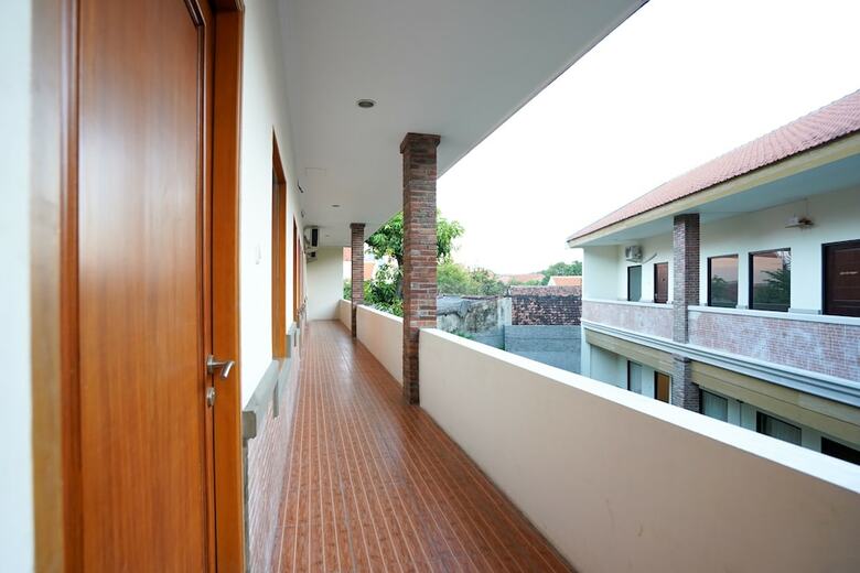 Hotel Oyo 1018 Penginapan Darma II