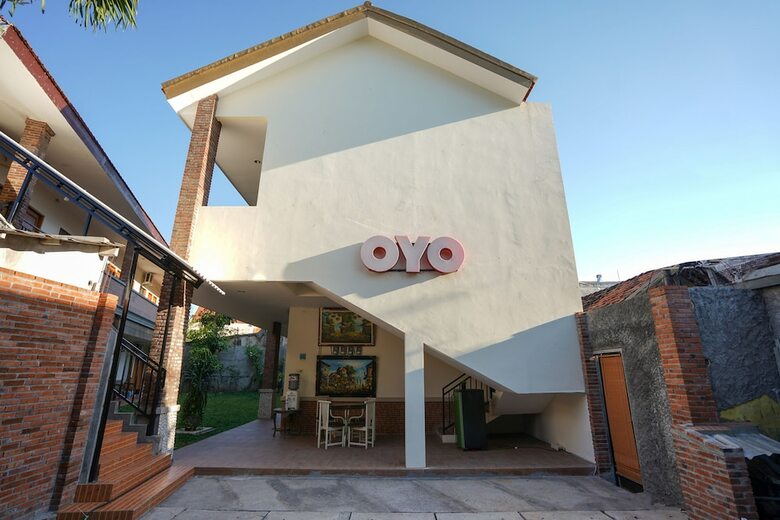 Hotel Oyo 1018 Penginapan Darma II