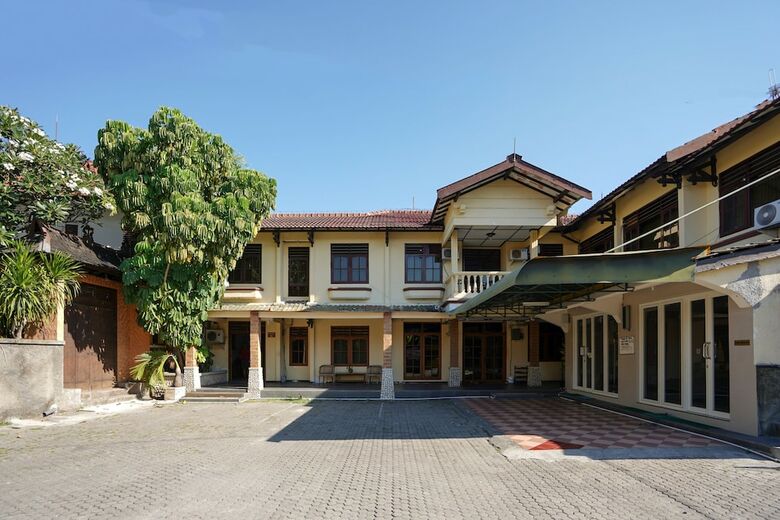 Hotel Oyo 1018 Penginapan Darma II