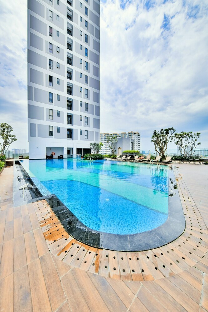 Saigon Central Apart - Infinity Pool&gym