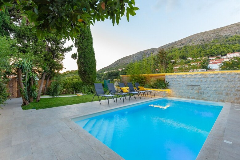 Apartamentos Hedera Estate, Villa Hedera