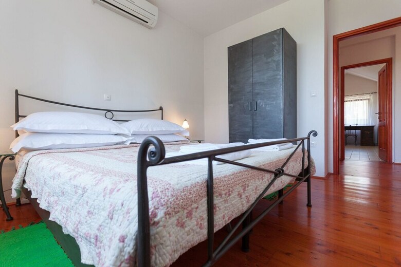 Apartamentos Hedera Estate, Villa Hedera