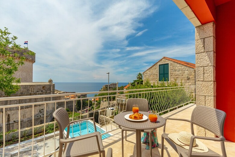 Hedera Estate, Villa Hedera V