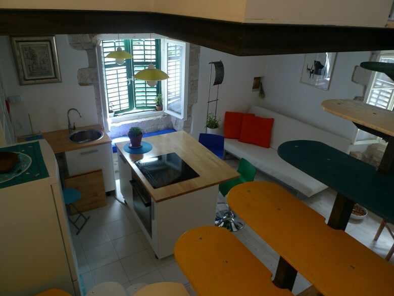 Apartment Avalon