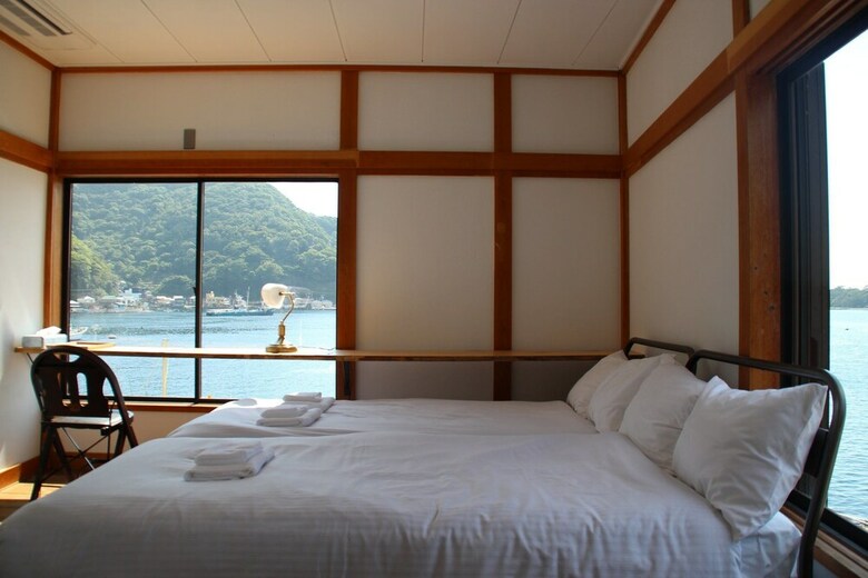 Hostal Tagore Harbor Hostel
