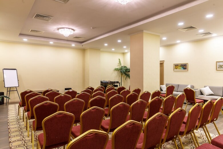 Hotel Shera Park