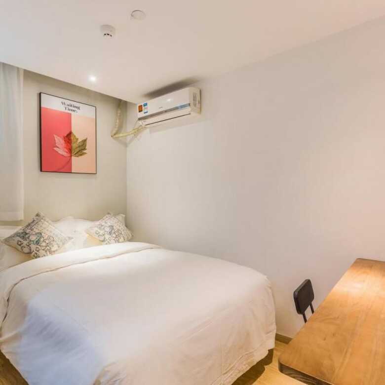 Hangzhou Laid-back Hotel