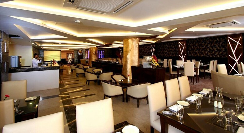 Hotel United-21 Citymark - Gurgaon