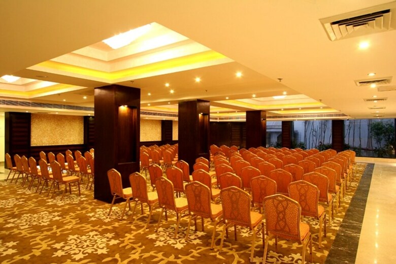 Hotel United-21 Citymark - Gurgaon