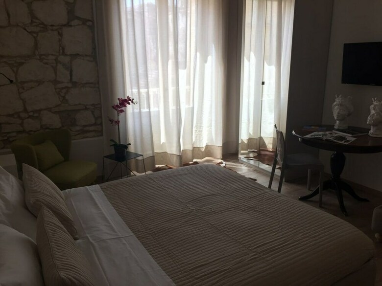 I Santi Coronati Bed & Breakfast