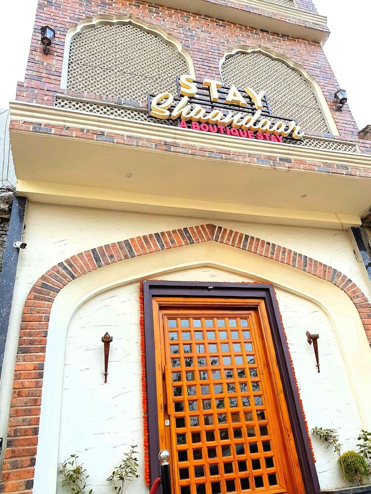 Hotel Stay Shaandaar