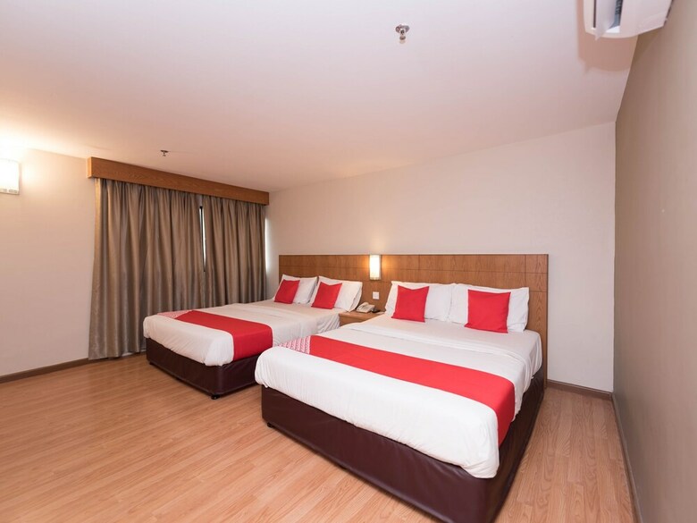 Oyo 89421 Pp Island Hotel