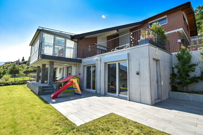 Airhosted Luzern Holiday Home